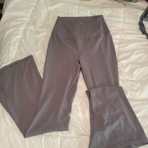 Grey 90 Degree by Reflex Flare Leggings